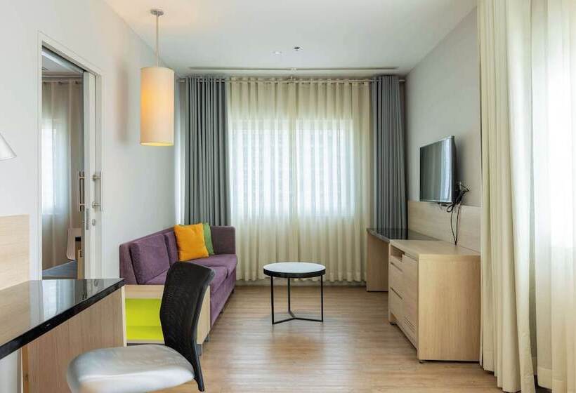 Полулюкс, Park Inn By Radisson Davao