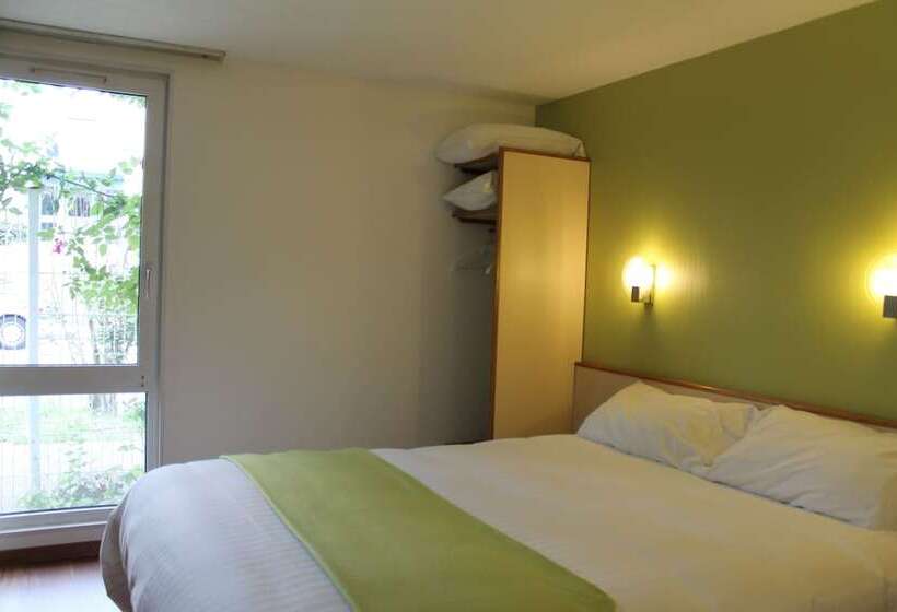 标准三人间, Restaurant Maison Blanche