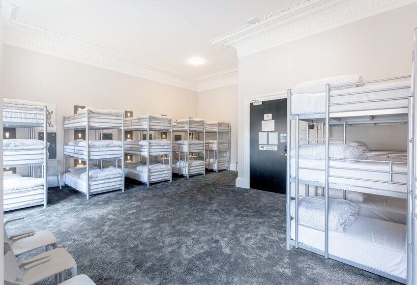 Bed in Shared Room with Shared Bathroom, West End