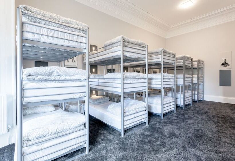 Bed in Shared Room with Shared Bathroom, West End