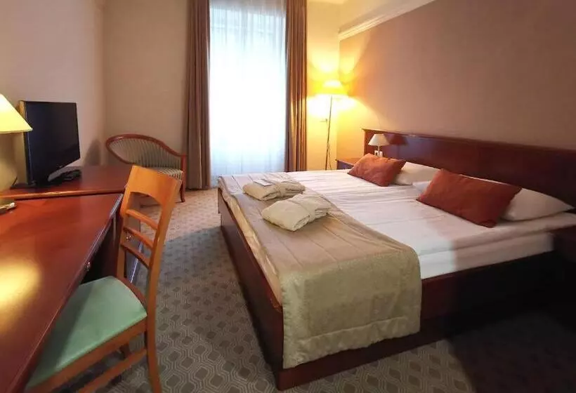 اتاق اکونومی, Grand Hotel Rogaška