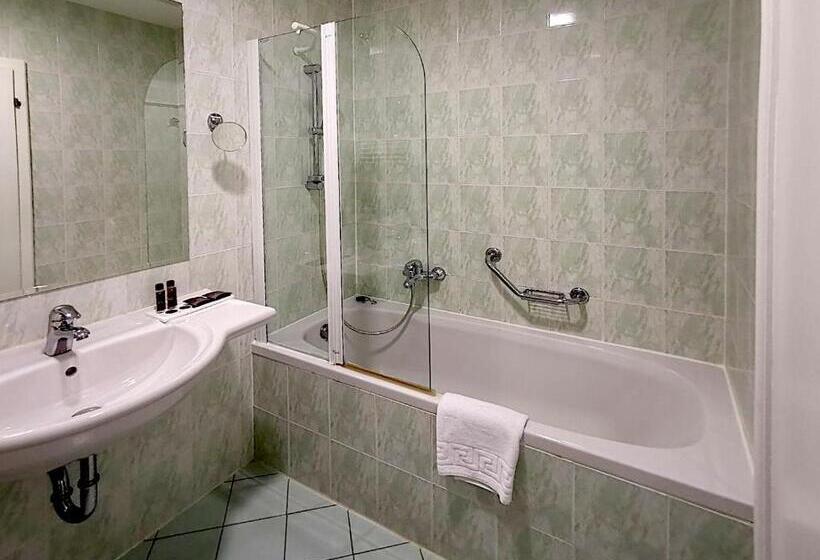 اتاق اکونومی, Grand Hotel Rogaška