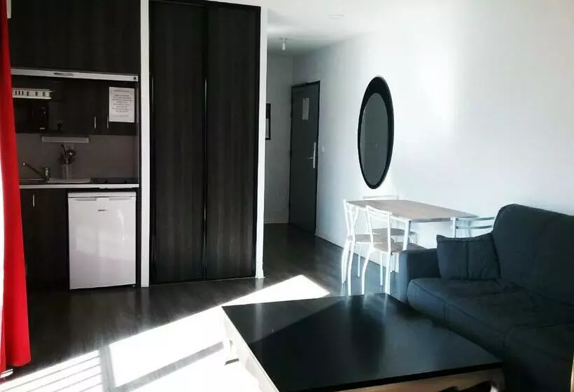 テラス付き１ベッドルームアパートメント, Adonis La Baule