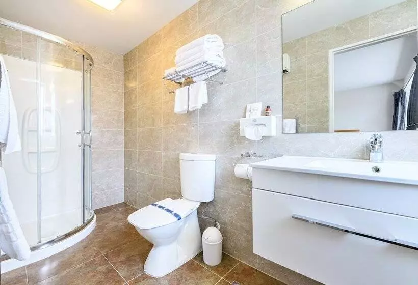 スイート, Alexander Inn
