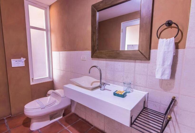 اتاق استاندارد, Azul Colonial