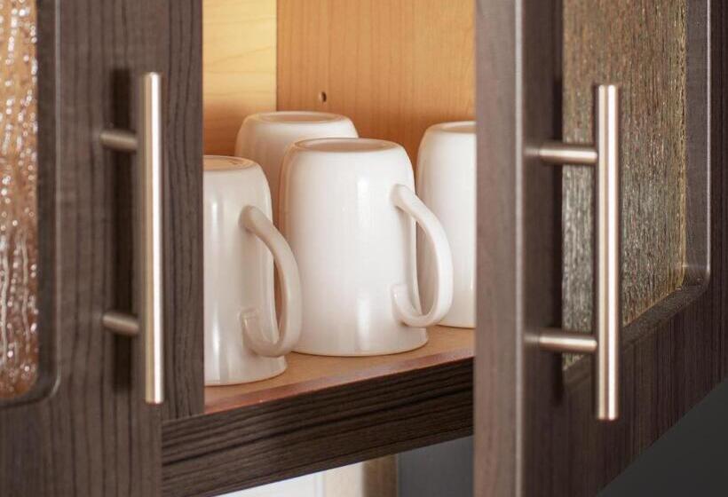 キングサイズベッドのスイートルーム, Candlewood Suites Bellevue By Ihg