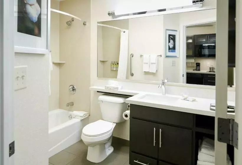 استودیوی استاندارد, Candlewood Suites Midland, An Ihg