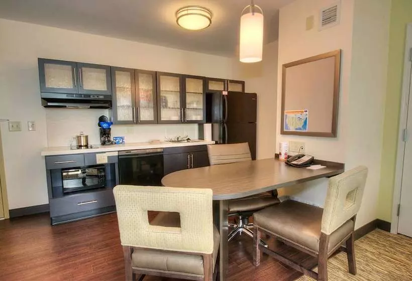 スイート, Candlewood Suites Sioux City   Southern Hills, An Ihg