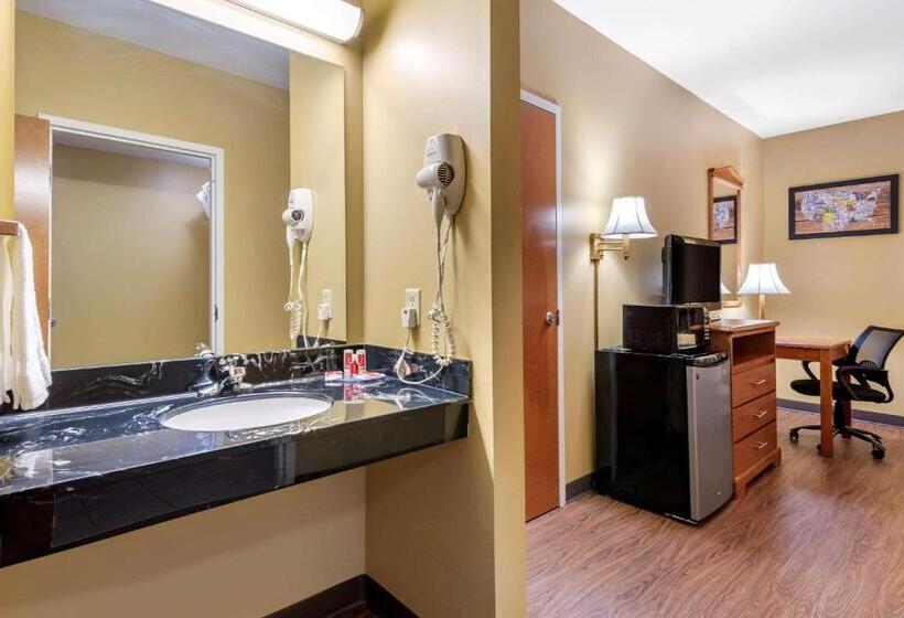 غرفه قياسيه سريرين مزدوجين, Econo Lodge Louisville Airport