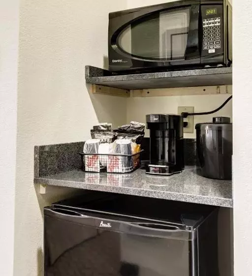 スイート, Holiday Inn Express And Suites Sikeston, An Ihg