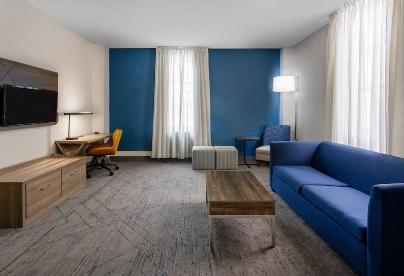 סוויטה, Holiday Inn Express Baltimoredowntown