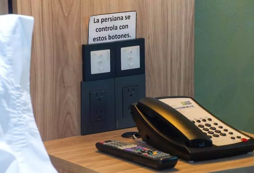 اتاق استاندارد, Holiday Inn Express & Suites Cuernavaca, An Ihg