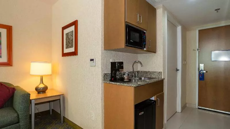 سوئیت با تخت بزرگ, Holiday Inn Express & Suites Cuernavaca, An Ihg
