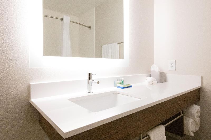 Номер Стандарт, Holiday Inn Express & Suites Lexington North West The Vineyard, An Ihg