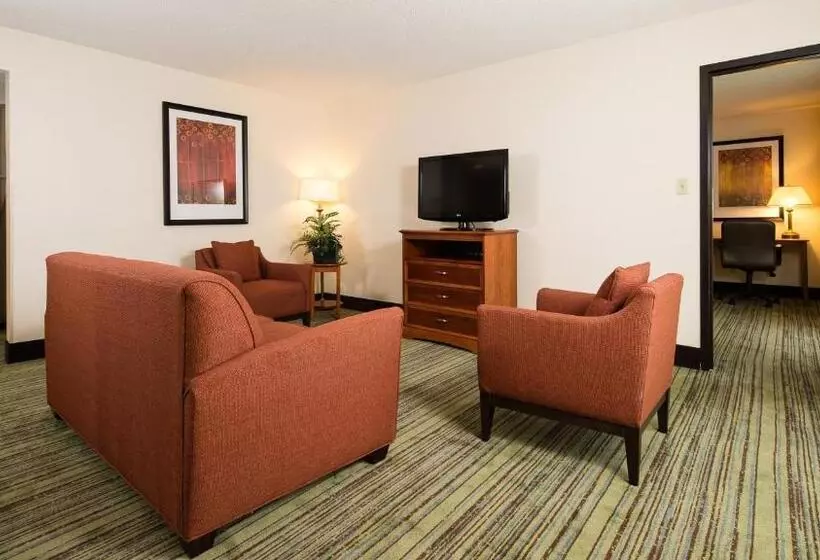 キングサイズベッドのエクゼクティブ, Doubletree By Hilton Wilmington, Nc