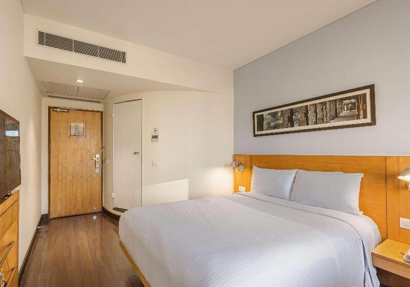 Standard Room, Ibis Chennai Sipcot An Accor Brand