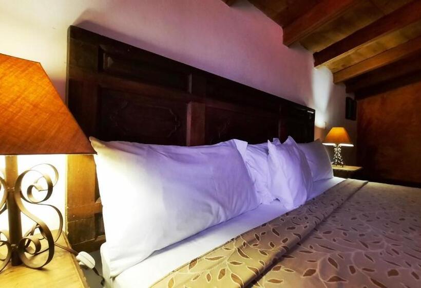 סוויטה, Los Almendros De San Lorenzo