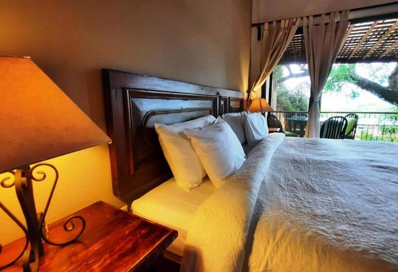 דירת חדר, Los Almendros De San Lorenzo