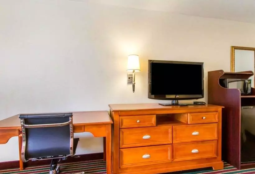 ２ダブルベッドのスタンダードルーム, Quality Inn Dyersburg I155