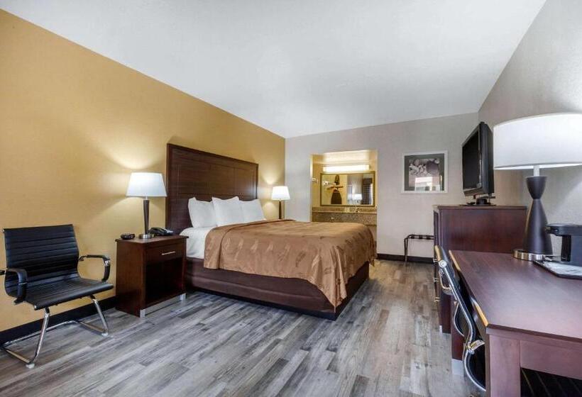 חדר סטנדרט עם מיטת קינג, Quality Inn & Suites Near Downtown Mesa