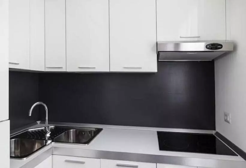 1 Bedroom Apartment
