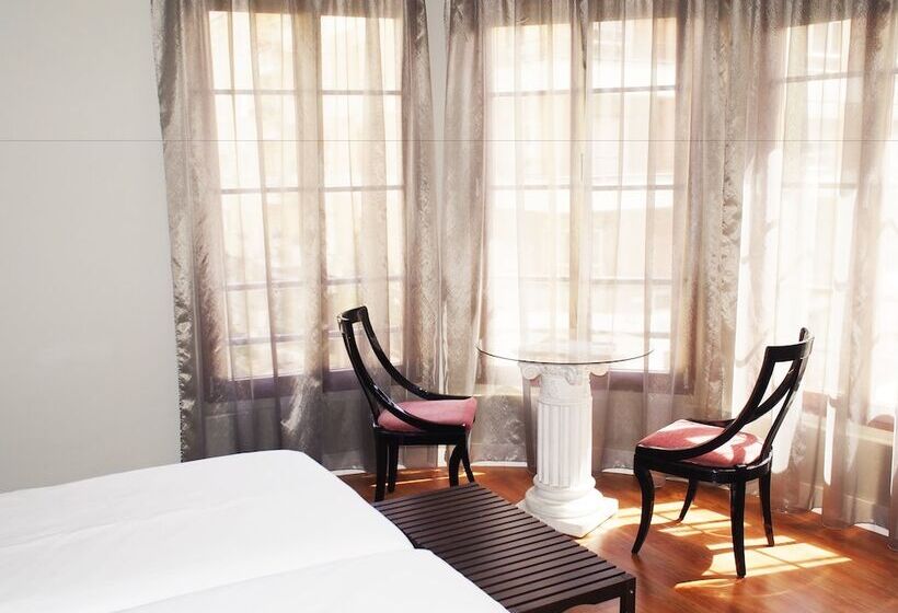 ファミリールーム, Rosal