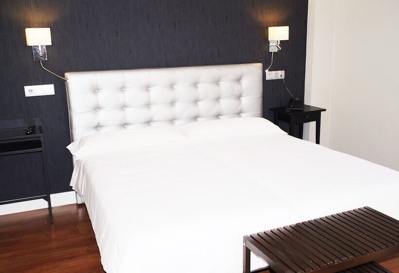 ファミリールーム, Rosal