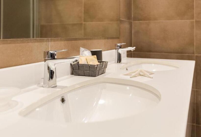 디럭스 룸, Sanremo