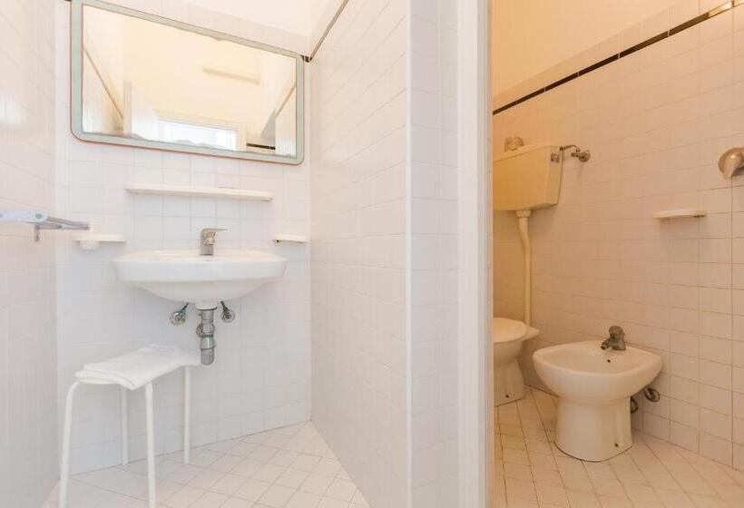 스탠다드 룸, Sanremo