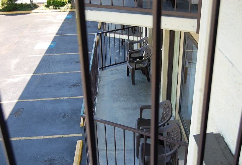 חדר סטנדרט שתי מיטות זוגיות, Vacation Lodge