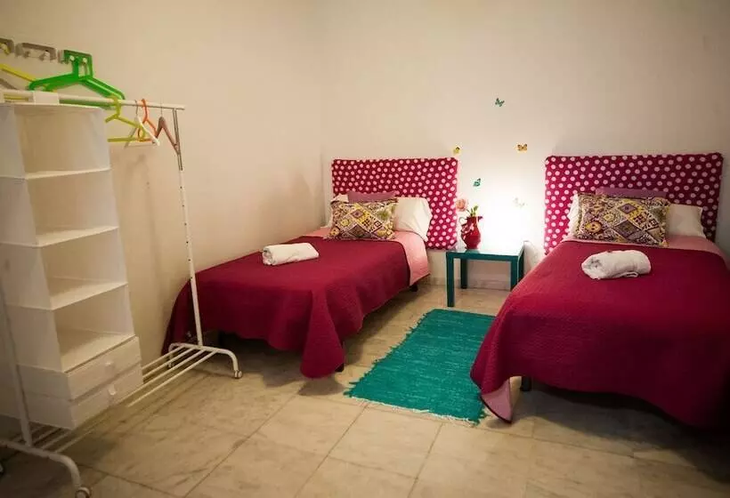 Standard-huone Jaettu Kylpyhuone, La Flamenka Hostel