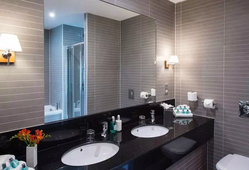 スイート, Lakeside Park Hotel & Spa