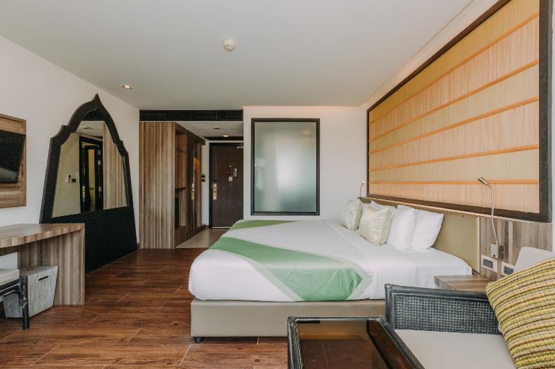 Quarto Deluxe Vista Piscina, The Beach Heights Resort Sha Plus