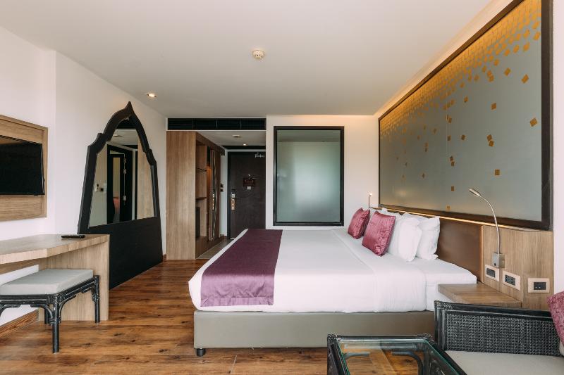 Quarto Deluxe Vista Piscina, The Beach Heights Resort Sha Plus