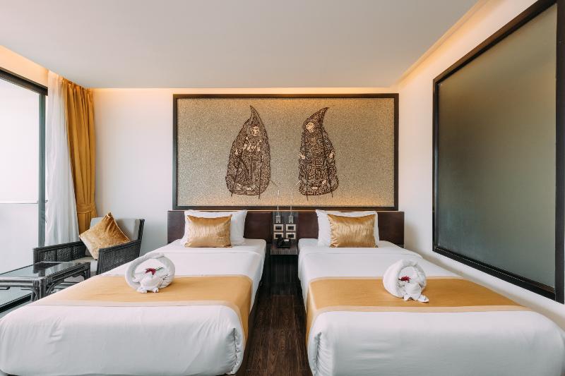 디럭스 룸, The Beach Heights Resort Sha Plus