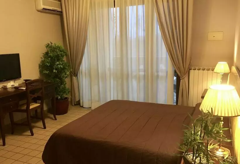 Standard Kolmen Hengen Huone, Alexia Palace Hotel Residence
