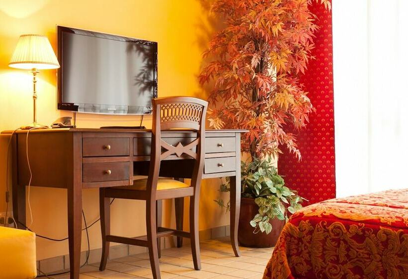 Номер Стандарт Трехместный, Alexia Palace Hotel Residence