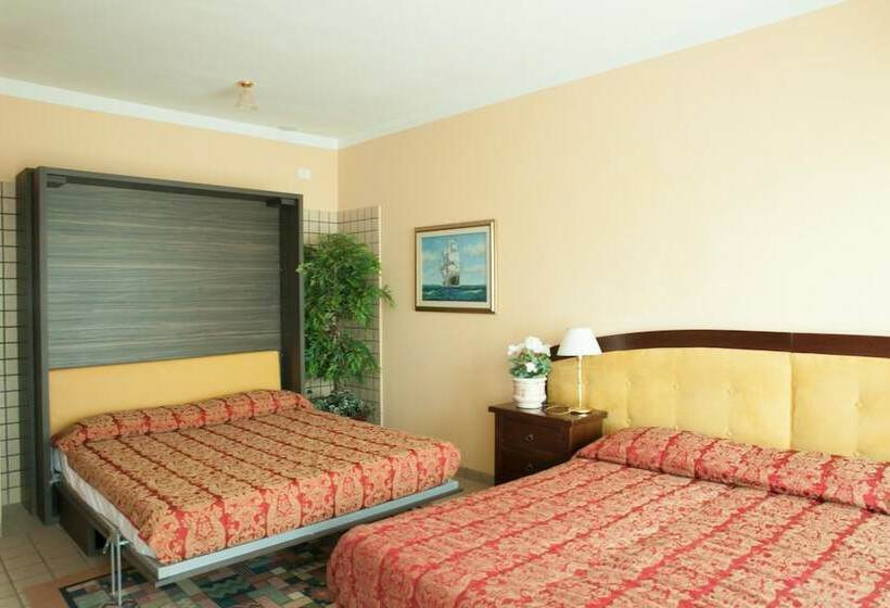 Четырехместный Номер Стандарт, Alexia Palace Hotel Residence