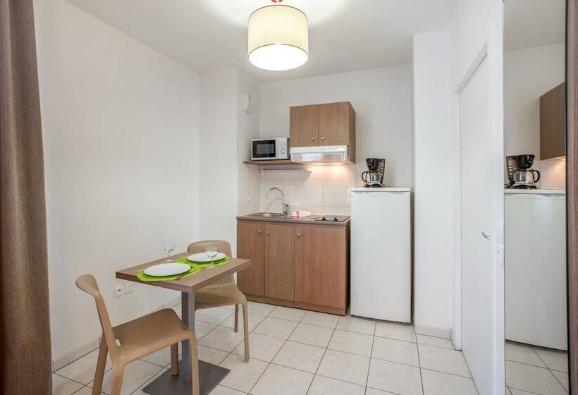 １ベッドルームのスーペリアアパートメント, Appart City Classic Annemasse Centre   Pays De Genève