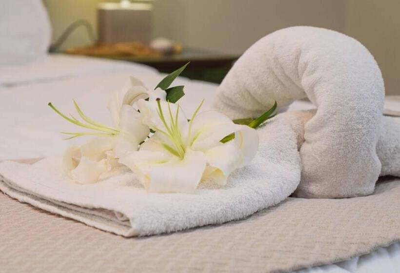 اتاق اساندارد با چشم‌انداز جانبی به دریا, The Noverian Antama Organic Beach Resort Chania