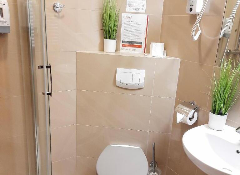 اتاق استاندارد یک نفره, Agit Congress&spa