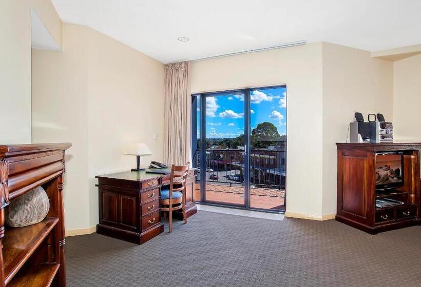 ２ベッドルームアパートメント, Boulevard On Beaumont