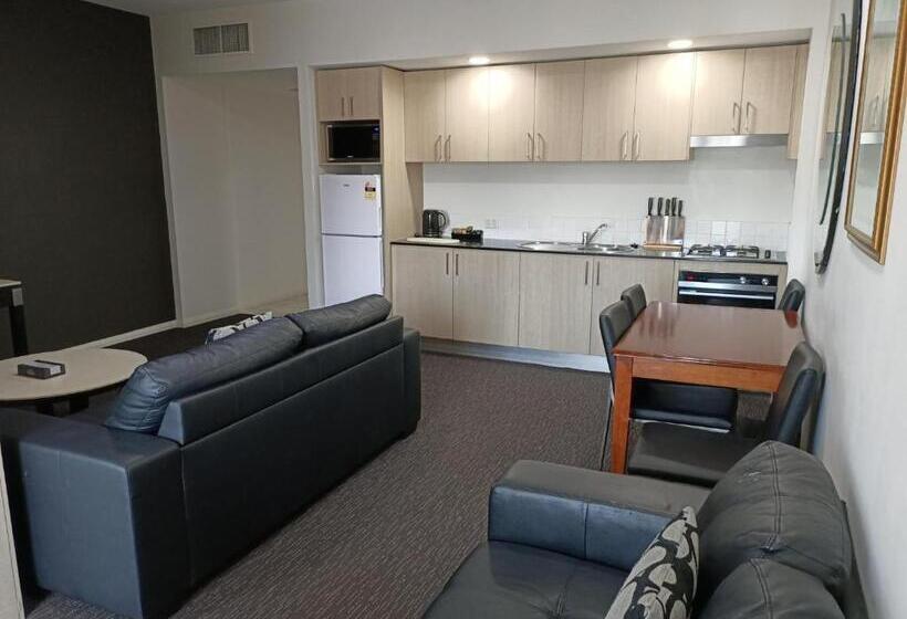 １ベッドルームアパートメント, Boulevard On Beaumont