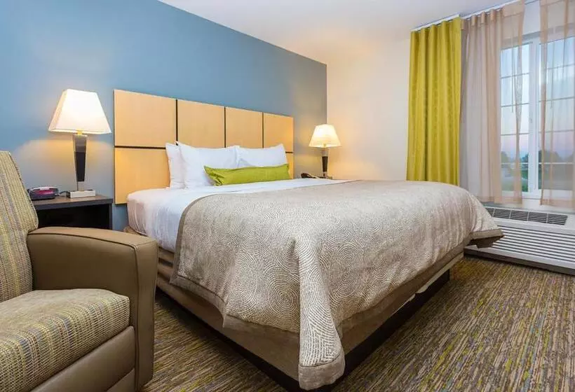 ダブルベッドのスタンダードスタジオ, Candlewood Suites Sidney, An Ihg
