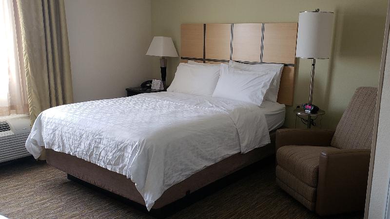 غرفة قياسية, Candlewood Suites Woodward, An Ihg