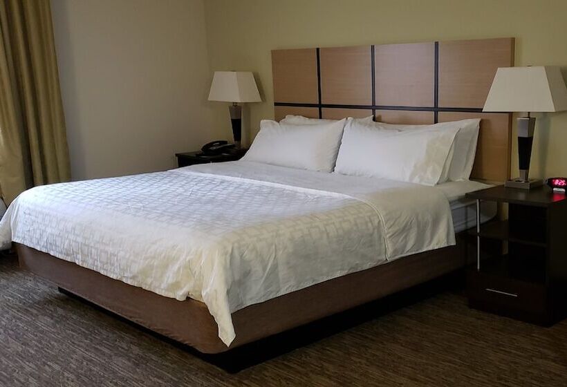 Студия Стандарт Двуспальная Кровать, Candlewood Suites Woodward, An Ihg