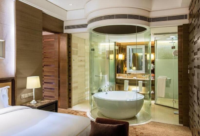 스위트 킹사이즈 침대, Crowne Plaza Nanjing Jiangning, An Ihg