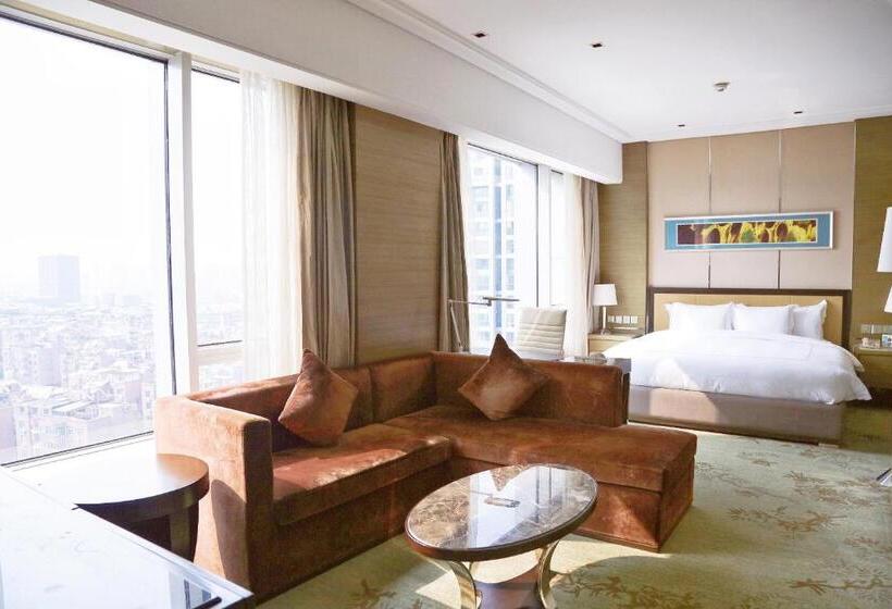 스위트 킹사이즈 침대, Crowne Plaza Nanjing Jiangning, An Ihg