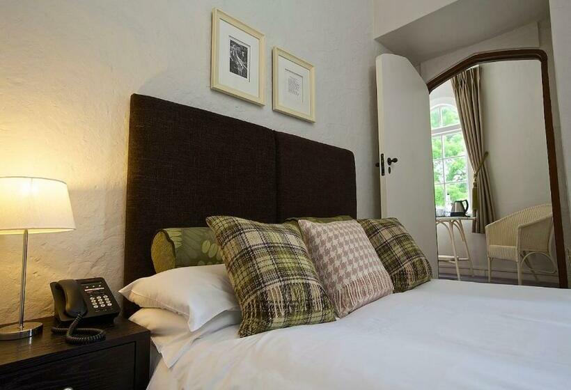 Номер Стандарт, Dartington Hall