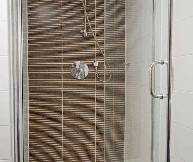 Номер Стандарт, Dartington Hall